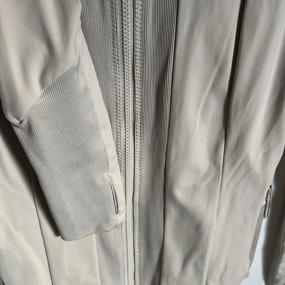 Varley fabric 78%